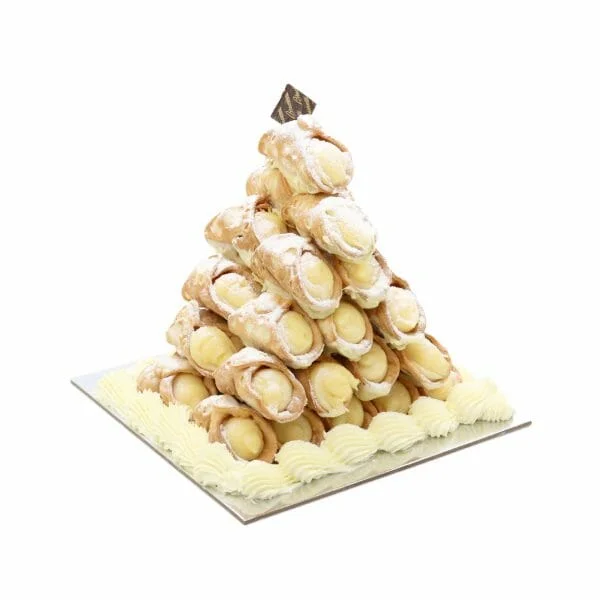 Brunetti Cannoli Cake 2