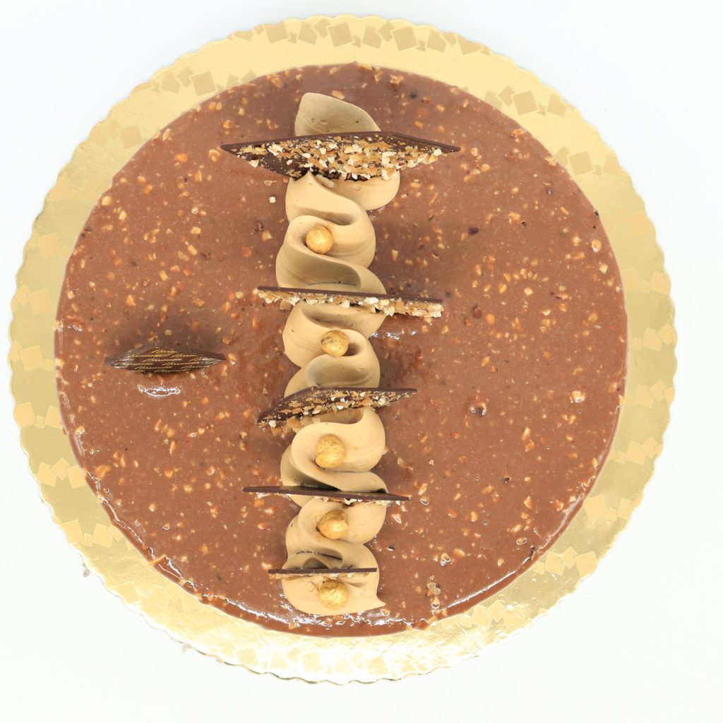 Birdseye picture of the flourless Brunetti Oro Rocher