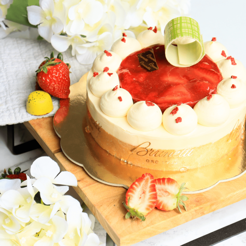 mixed berry charlotte cake for summer parties